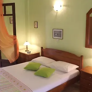 Pefka & Apartment Vourvourou
